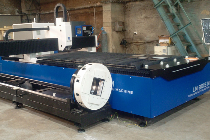 Оптоволоконный лазерный станок LEMASH LM3015M 3000W