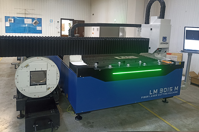 Комбинированный лазерный станок LEMASH LM3015M 3000W