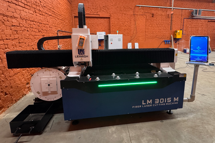 Комбинированный лазерный станок LEMASH LM3015M 3000W