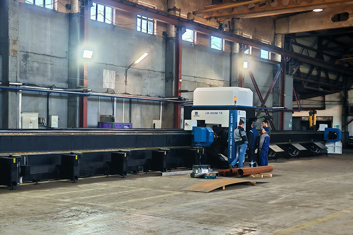 Cтанок для раскроя труб и профиля LEMASH LM12035-12 6000W