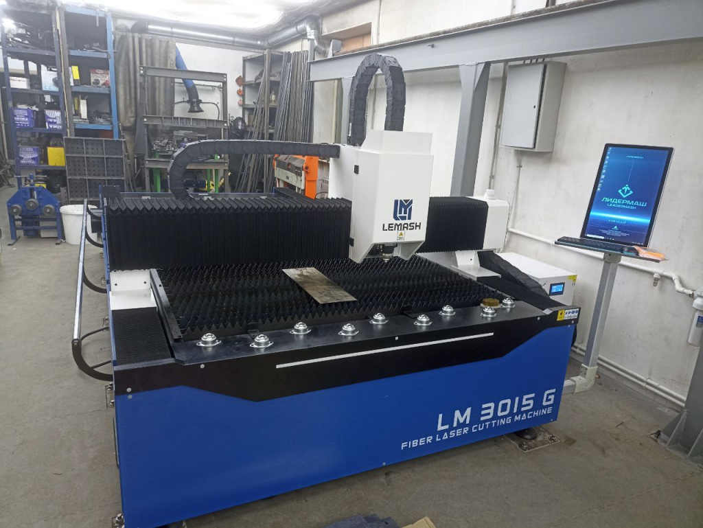 Современный лазерный станок LEMASH LM3015G 6000W