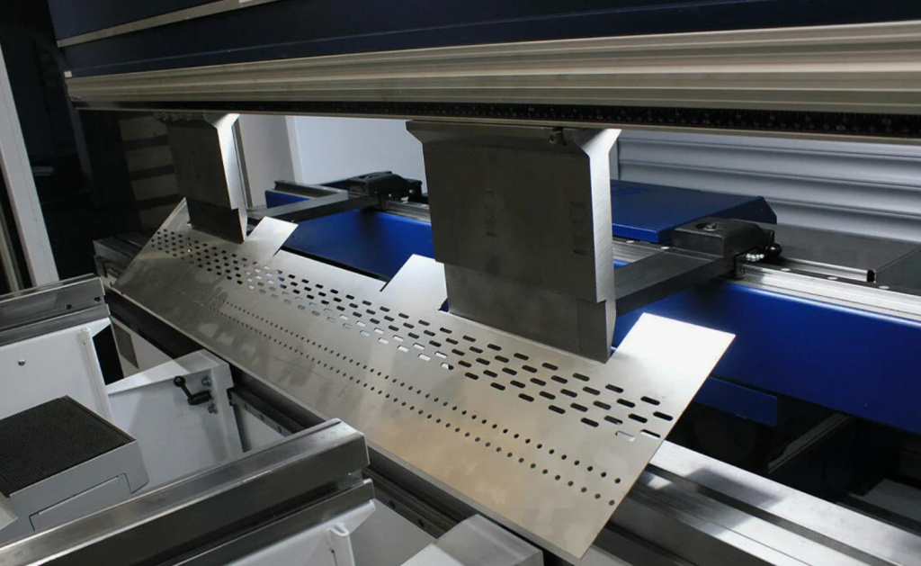 Листогибочный пресс с ЧПУ LEMASH PROBEND 3200×135