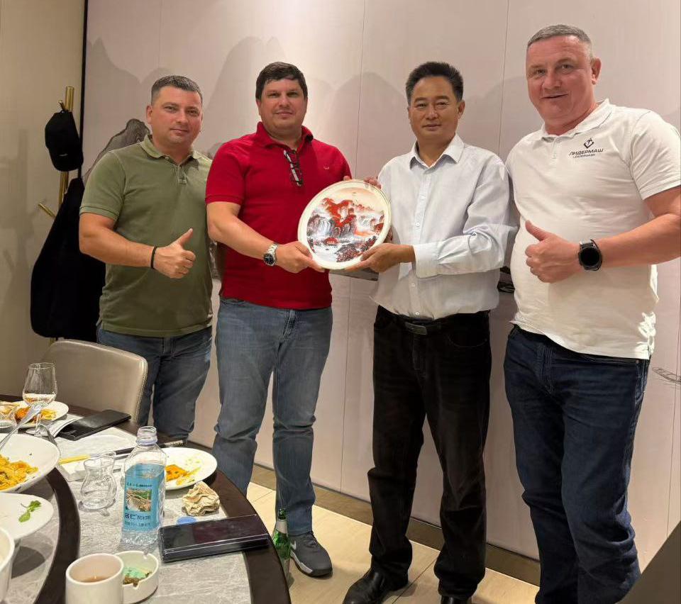 15 октября компания «ЛИДЕРМАШ» организовала специализированный тур по производственным площадкам КНР. 15 октября компания «ЛИДЕРМАШ» организовала специализированный тур по производственным площадкам КНР. 