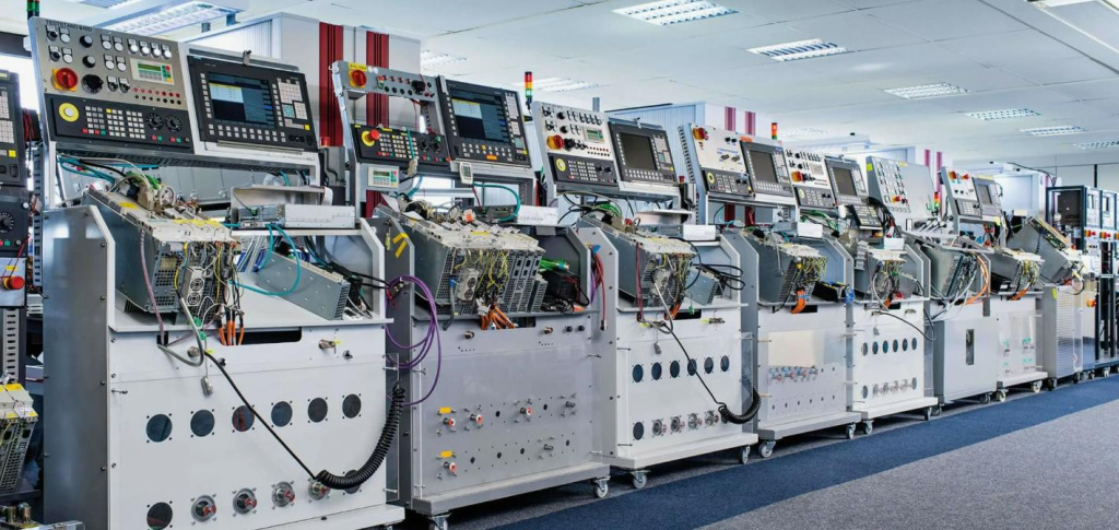 Станок ручной лазерной сварки и чистки LEMASH ULTRA-S 1500W Raycus