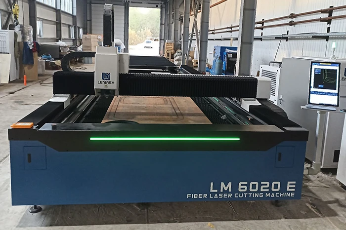 Волоконный лазерный станок LEMASH LM6020E 12000W