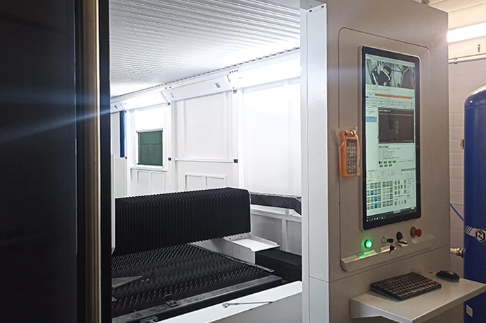 Комплекс лазерной резки LEMASH LM3015H 6000W