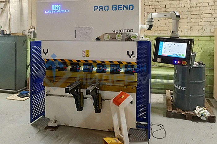Гидравлический листогибочный пресс с ЧПУ LEMASH BETTA 1600×40