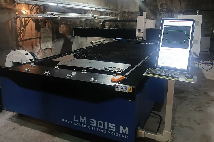 Комбинированный лазерный станок LEMASH LM3015M 3000W